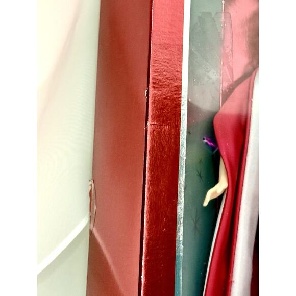 Barbie 2000 Collector Edition #27409 Millennium Doll – Mattel – NIB - Picture 4 of 7